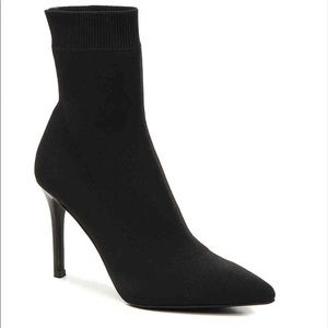 Steve Madden Enya bootie